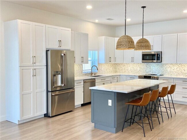 Building Photo - 1704 Primrose Ct
