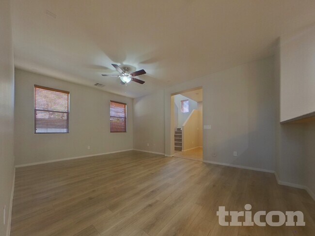 Building Photo - 4028 W Pedro Ln