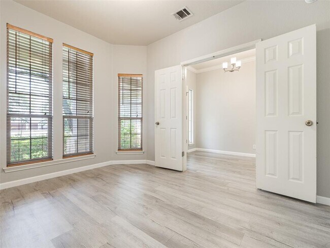 Foto del edificio - 12304 Torrance Ct