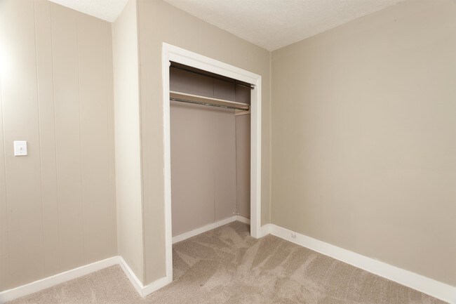 Foto del edificio - 219 S Millwood Ave