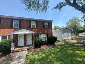 Building Photo - 232 Pheasant Run Dr