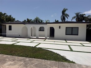 Building Photo - 9320 SW 167th St
