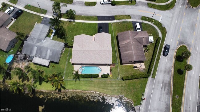 Building Photo - 3 br, 2.5 bath House - 9349 NW 47th St