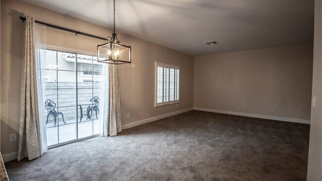 Foto del edificio - 9309 Scenic Mountain Ln
