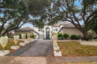 Building Photo - 6405 Fox Chase Ln