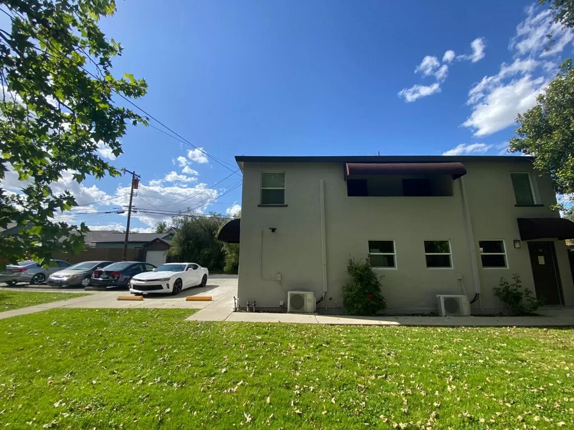 Primary Photo - 1 bedroom 1 bath cozy and private unit in ...