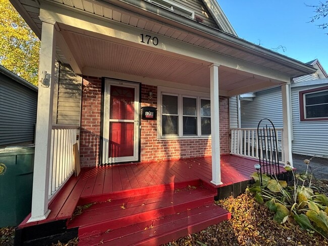 Foto del edificio - 170 Benton St
