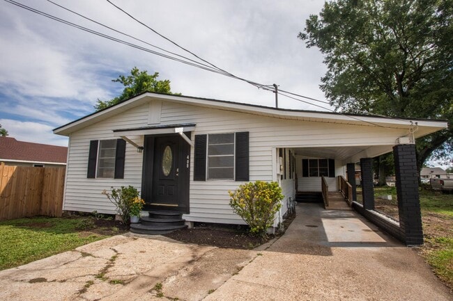 Building Photo - 408 Martin Luther King Jr Dr