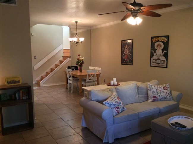 Foto del edificio - 11731 Lakeside Place Dr