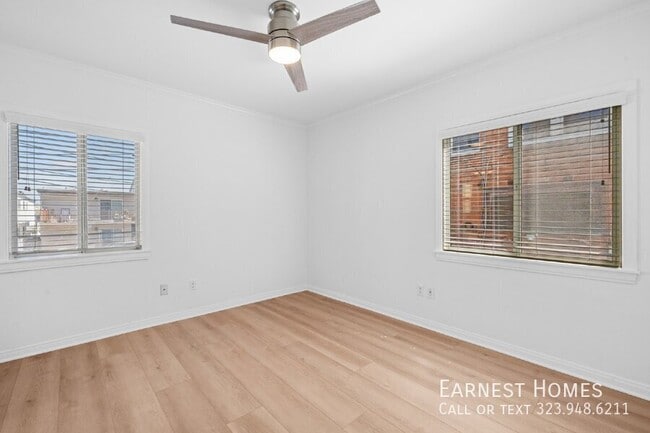 Building Photo - 38 20th Ave