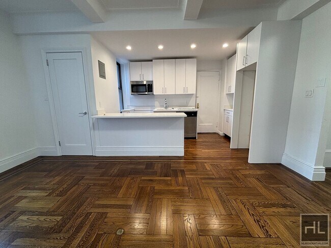 Foto del edificio - WEST 68 STREET