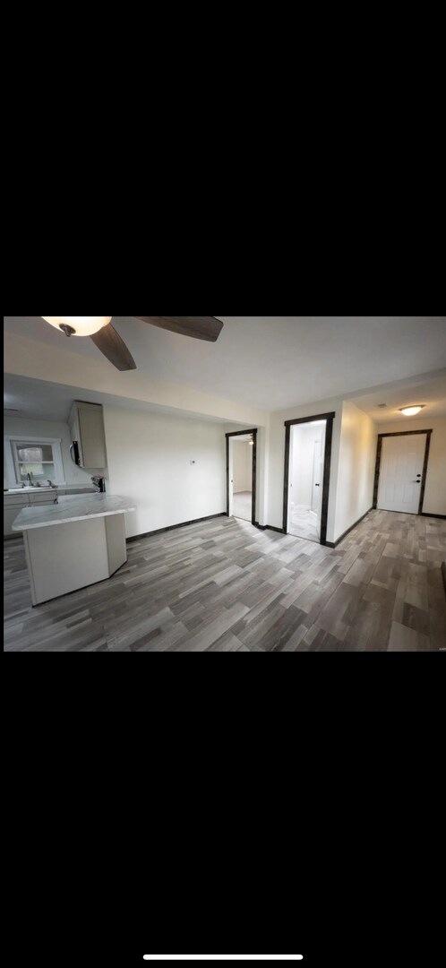 Foto del edificio - 3 bedroom 2 bathroom house for rent