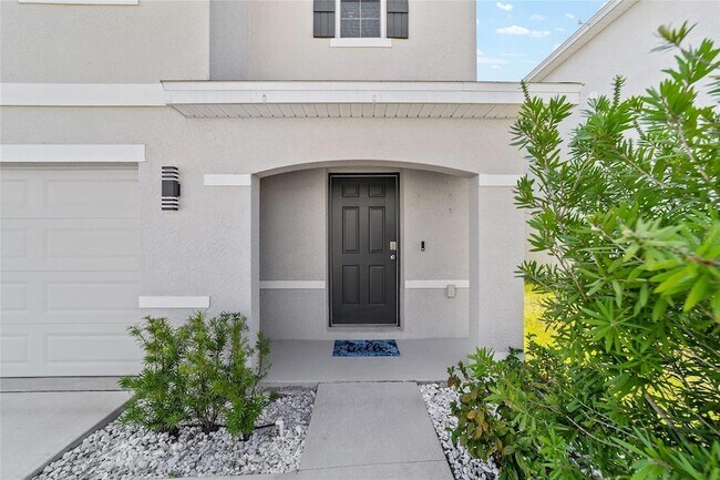 Building Photo - 8741 SW 45th Ct