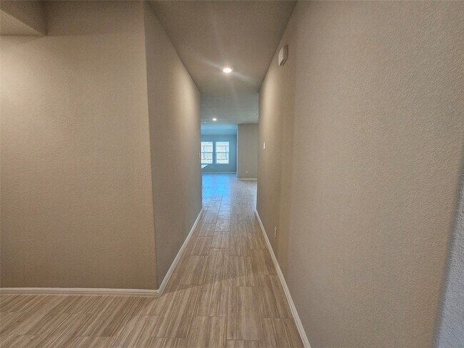 Foto del edificio - 417 Blanco Dr