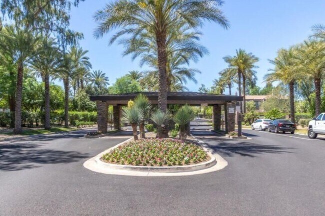 Foto del edificio - 7222 E Gainey Ranch Rd