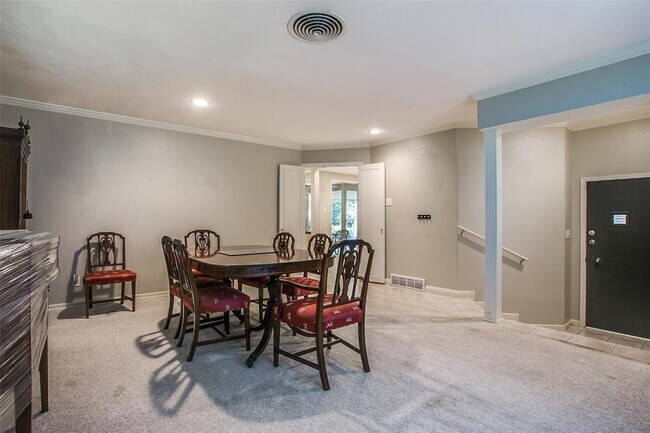 Foto del edificio - 3208 Preston Hollow Rd