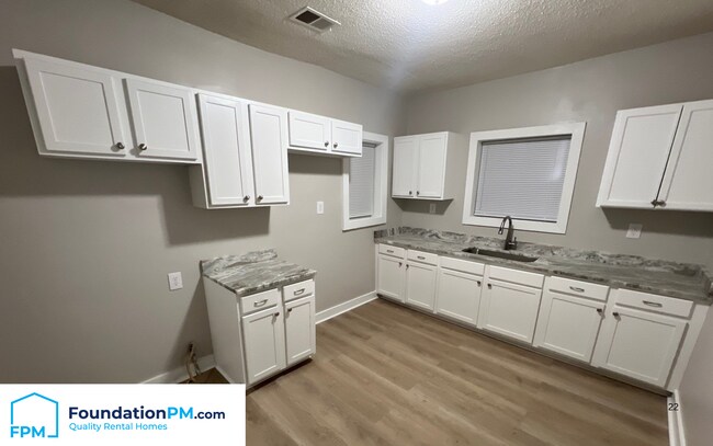 Foto del edificio - 2247 Clayton Ave