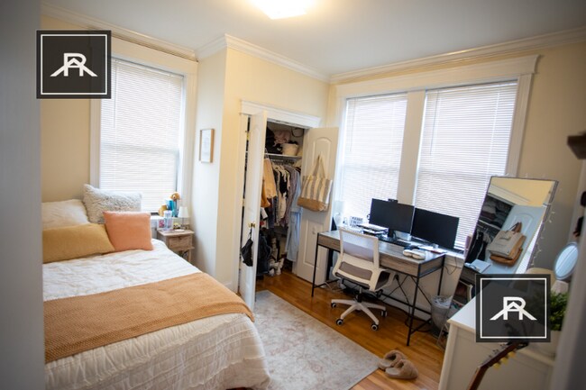 Foto del edificio - 1340 Commonwealth Ave