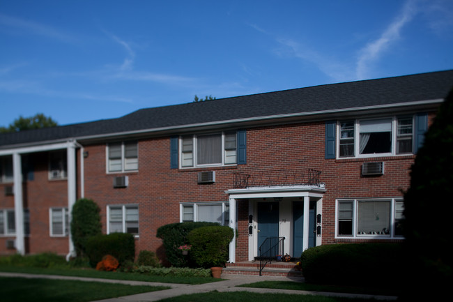 Building Photo - Hunterdon Mews