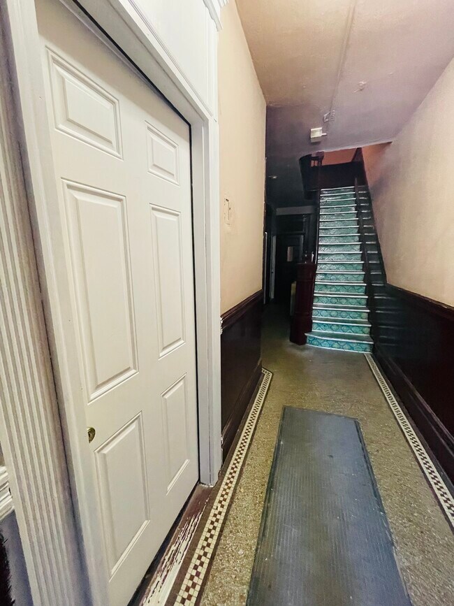 Foto del edificio - 1315 13th St
