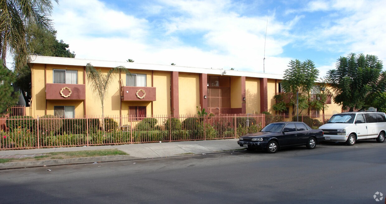 Foto principal - 14669 Rayen St