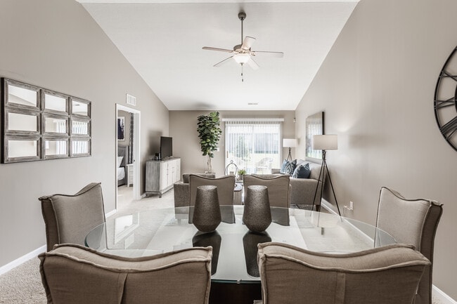 Área de comedor - Bedford Place Apartments