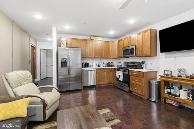 Foto del edificio - 1637 Poplar St
