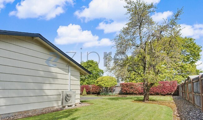 Foto del edificio - 7006 Tennessee Ln