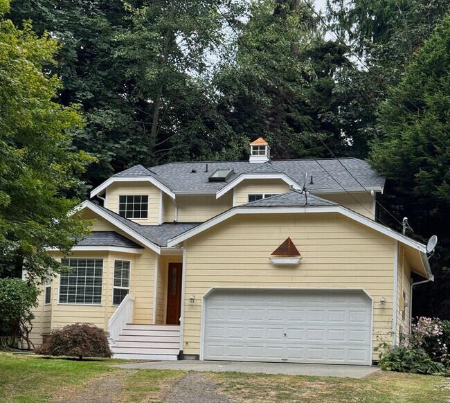 Foto del edificio - 24275 Taree Dr NE
