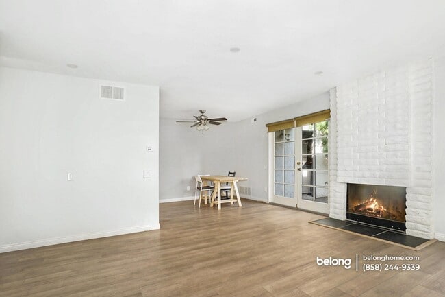 Building Photo - 3857 Camino Lindo