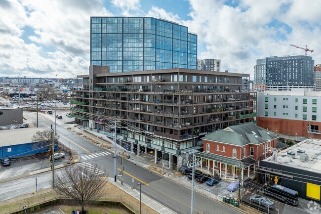 Building Photo - Hyve