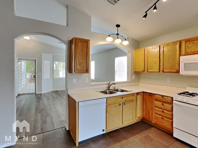 Foto del edificio - 514 Oak Island Dr