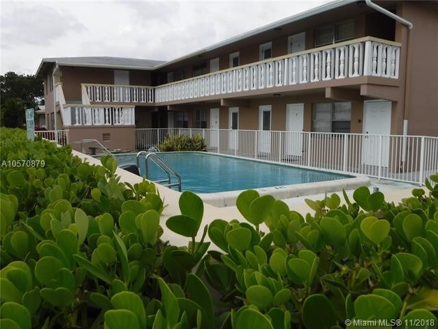 Foto del edificio - 295 SW 15th St