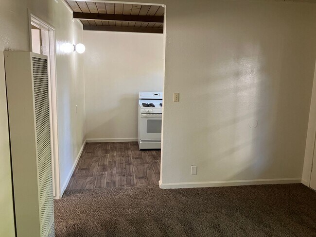 Foto del edificio - 1130 Stoddard Ave