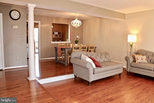 Building Photo - 13504 Canada Goose Ct