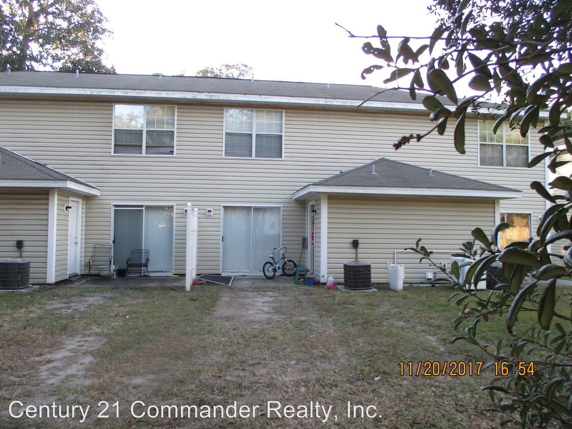 Building Photo - 2 br, 2.5 bath Apartment - 104 Gray Ave