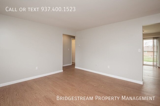 Building Photo - Ranch level 2 bedroom, 1 bath unit in Hube...