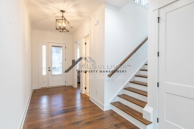 Building Photo - 1121 Crested Jay Dr
