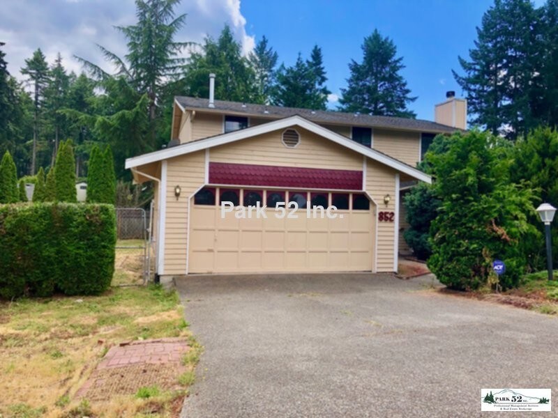 Foto principal - 852 143rd St S