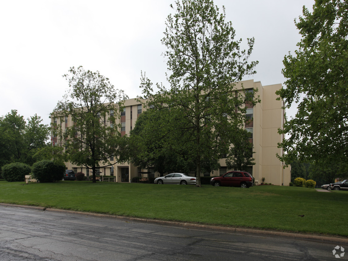 Building Photo - Sunflower Plaza Tower