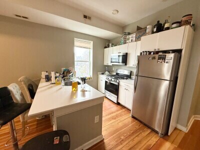 Primary Photo - 225 Dudley St