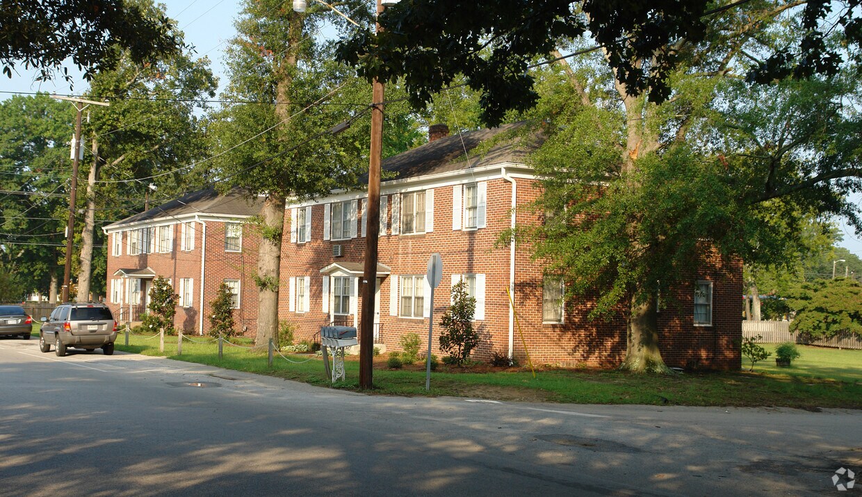 Primary Photo - 727 True St