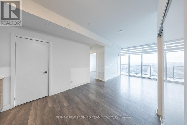 Building Photo - 1350 Ellesmere Rd