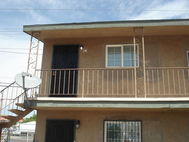 Foto del edificio - 5240 Pebble Beach Blvd
