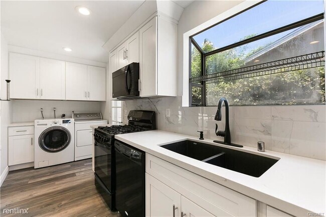 Building Photo - 3 br, 2 bath House - 6229 Platt Ave