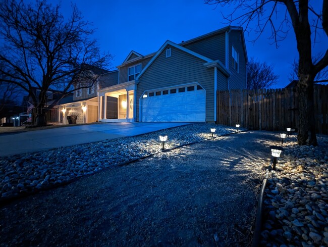 Building Photo - 7648 Elmwood St