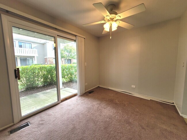 Foto del edificio - 1460-1467 7 Pines Rd