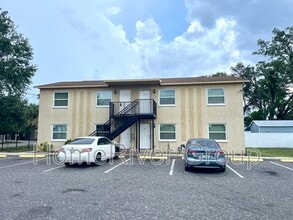 Building Photo - 913 E Humphrey St