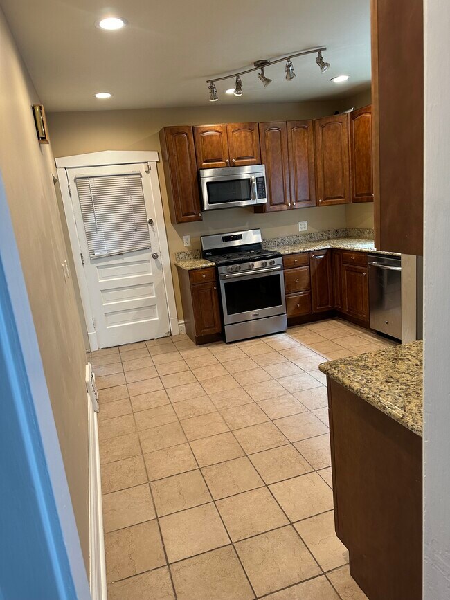 Foto del edificio - 5715 N Keystone Ave