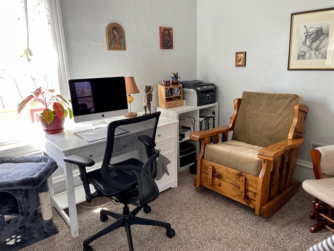 Dormitorio 2 / Oficina - 401 Laurel St W